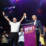 Danilo sella con un abrazo su apoyo a Gonzalo en el cierre de campaña
