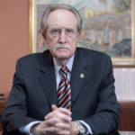 López Valdés deja legado a economía