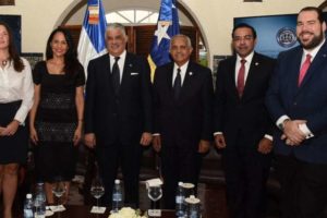 Canciller Vargas Maldonado anuncia ruta marítima RD-Curazao inicia este 29 de noviembre
