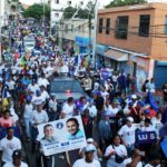 Manuel Jiménez moviliza miles de personas en Santo Domingo Este
