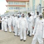 Brigadas del alcalde electo Manuel Jiménez realizan limpieza y desinfección en  SDE por la Covid-19