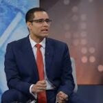 “Hasta ahora no hay un día específico para abrir negocios”, aclara ministro de Economía