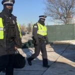 Mineápolis y Nueva York prohibirán a policías hacer uso de estrangulamientos durante detenciones