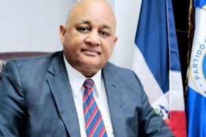 Abinader designa Fulcar como Ministro de Educación