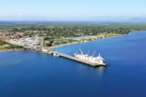 Presidente Abinader plantea canalizar inversión al Puerto de Manzanillo para fortalecer economía de RD