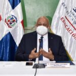 Ministro de Educación prepara informe que presentará al presidente Abinader y al país