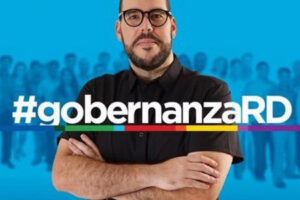 Gómez Casanova acude el Congreso Nacional a presentar su propuesta “GobernanzaRD”