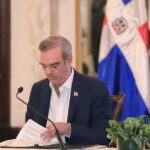 Presidente Abinader anuncia reducción en deudas de cuentas por pagar