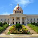 Presidente Abinader se reúne este viernes con clase artística popular