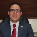 Peña Guaba y Jean Luis Rodríguez encabezan lista de funcionarios mejor valorados