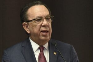 Valdez Albizu afirma economía de RD será la que más rápido se recuperará de la región