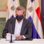 Abinader promulga la ley que otorga por 15 años incentivos fiscales para competitividad e innovación industrial