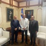 Misión FMI visita al presidente Abinader