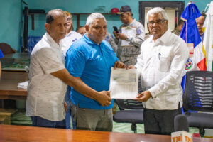 CEA realiza pagos superan RD$14 MM a colonos en San Pedro de Macorís