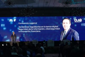 Revela Junta Monetaria aprueba y está operando primer  banco múltiple completamente digital