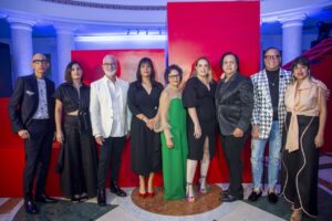 Jumbo celebra 20 años de apoyo a la moda dominicana, en colección Retrospectiva 2022