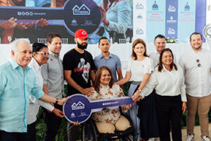 Vicepresidenta Raquel Peña y ministro Bonilla entregan 200 apartamentos en “Mi Vivienda Hato Nuevo”