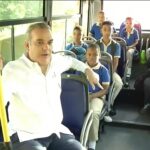 Abinader deja iniciado Sistema Nacional de Movilidad Escolar e inaugura escuela en La Victoria