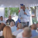 Interior y Policía entrega sedes gobernaciones El Seibo y La Romana; dotará más vehículos PN