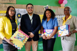 Minerd abre aula específica para niños con condiciones especiales en Yaguate, San Cristóbal