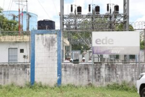 Edeeste trabaja en SDN para mejorar servicio en avenida Jacobo Majluta y zonas aledañas