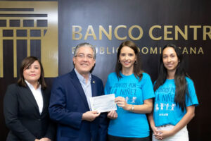 Voluntariado Bancentraliano dona como aporte RD$400,000 al Gran Teletón de Unicef ‘Juntos por la niñez’