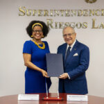 ONE y SISALRIL firman convenio de colaboración  interinstitucional