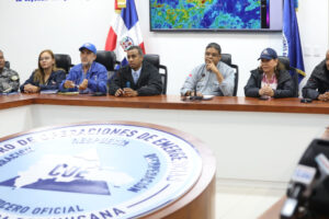 Tormenta tropical Franklin toca suelo dominicano; COE ratifica alerta roja para 25 provincias