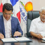 Ministros de Turismo y Educación firman pacto para llevar el turismo a escuelas