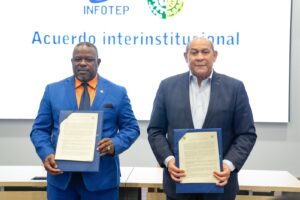 Infotep y Cámara de Comercio y Producción Peravia firman acuerdo
