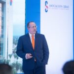 Asociación Cibao orienta a sus clientes sobre tendencias económicas actuales