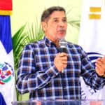 Gobierno lleva ayudas a productores de Sánchez Ramírez tras paso disturbio tropical