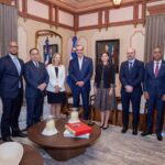 Presidente Abinader ofrece almuerzo a funcionarios del FMI, acompañados por el gobernador del BCRD