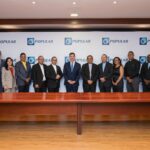 Popular entrega ayudas para comunidades y familias afectadas por disturbio tropical