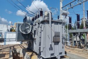 Edeeste instala moderno transformador de 14 MVA para repotenciar el servicio eléctrico en Bayaguana