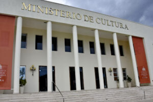 Ministerio de Cultura cancela Desfile Nacional de Carnaval, en solidaridad con las víctimas de Salcedo