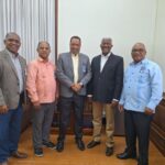 MMV felicita periodistas y anuncia «prometen en Palacio Nacional revisar solicitud de pensiones»