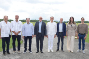 Canciller Álvarez encabeza delegación en Conferencia de Pequeños Estados Insulares en Desarrollo