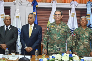 CEA dona terrenos al Mide para construir 12,000 viviendas para militares