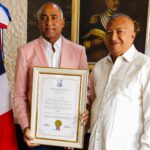 Ayuntamiento de San Cristóbal reconoce a diputado Julito Fulcar