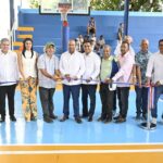Banreservas y Fundación Padre Rogelio entregan polideportivo a Club de Villa Juana