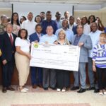 Coopnama entrega premios a los agraciados de rifa por Día del Maestro