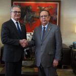 Gobernador Valdez Albizu recibe la visita del presidente del TSE, Ygnacio Pascual Camacho