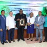 Obispo de Higüey destaca Programa de Becas de Coopnama como de las iniciativas educativas más importantes del país