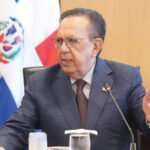 Valdez Albizu se reúne con presidentes de los bancos múltiples para pasar balance al desempeño del sector financiero