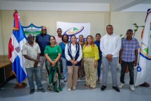 Infotep capacita a pescadores de Guayacanes en el área de cooperativismo