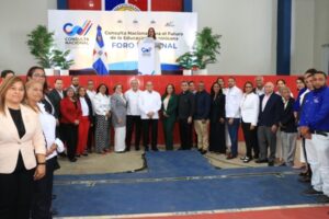 Consulta nacional sobre el futuro de la educación dominicana reúne a sectores clave del Nordeste