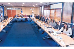 Misión del FMI estima crecimiento en torno al 4 % e inflación dentro del rango meta al término de 2026 para RD
