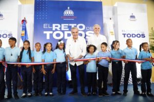 Gobierno inaugura centros educativas en Gran Santo Domingo; año escolar 2026-2027 iniciaría próximo 24 agosto
