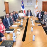 Valdez Albizu recibe misión técnica del BID para potenciar financiamiento Mipymes a través del Bandex